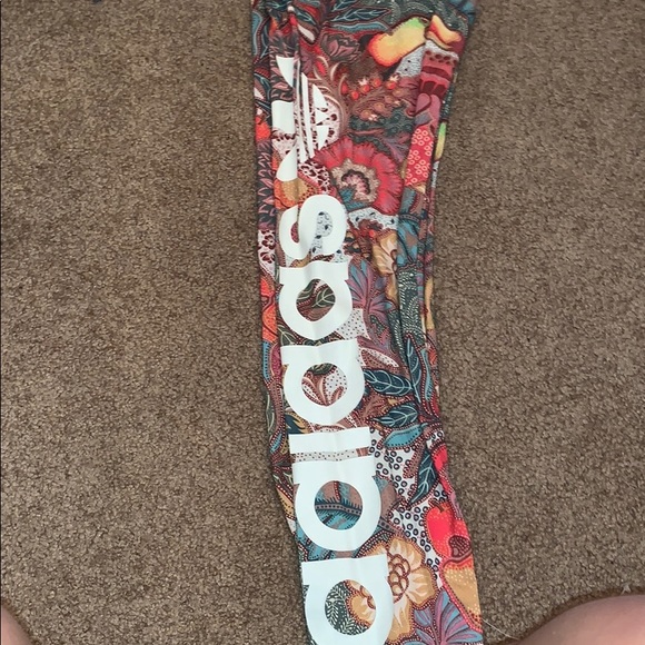 •ADIDAS FLOWER SET• - Picture 5 of 6